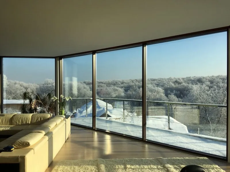 Коттедж с панорамным остеклением