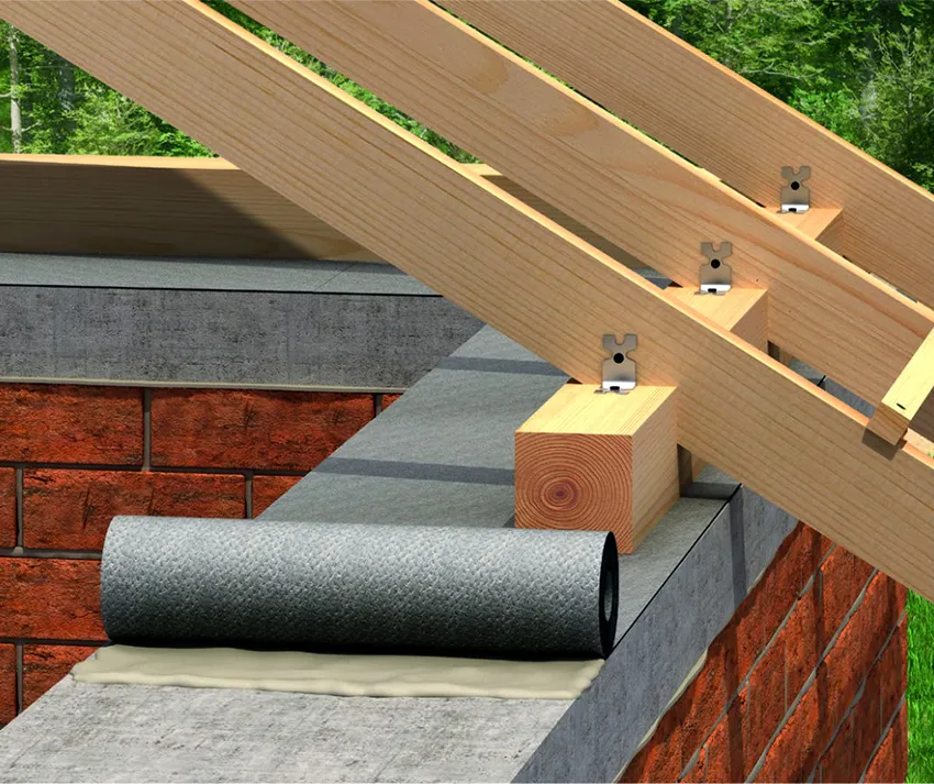 Для обустройства крыши деревянные балки располагаются над верхней обвязкой стен